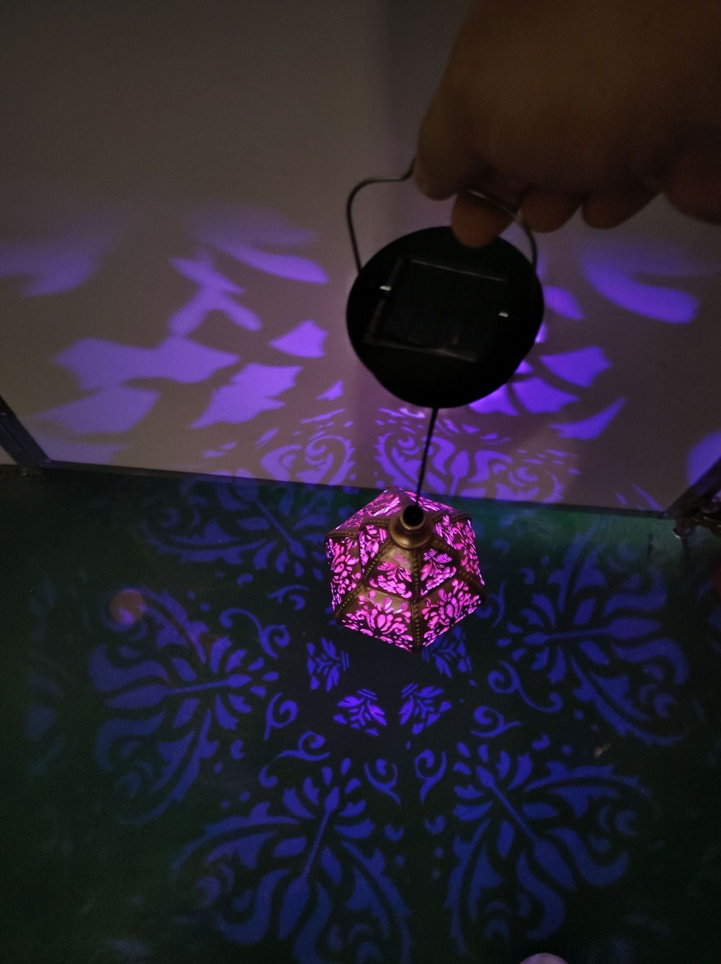 Farol Solar Decorativo de Proyección para Jardín | LumiGarden™ - DrCasaNova